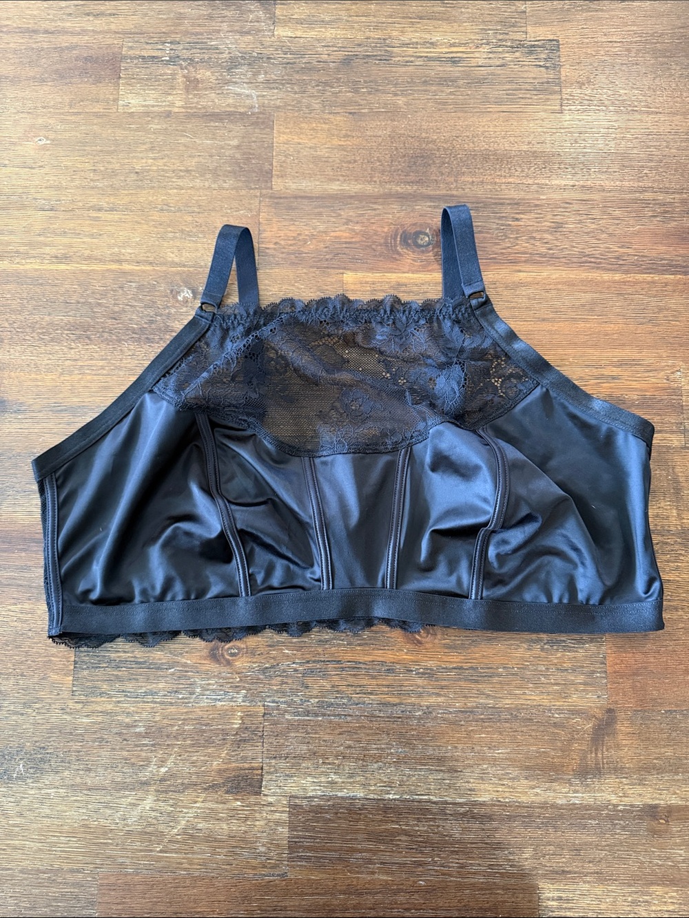 NWT Torrid Black Lace-Accent Bralette